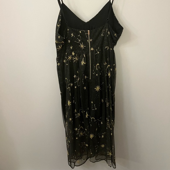Black and gold stars and moon dress - Picture 2 of 2